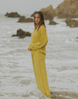 Lightweight women's lounge pants for travel.