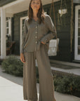 Lightweight women's lounge pants for travel.