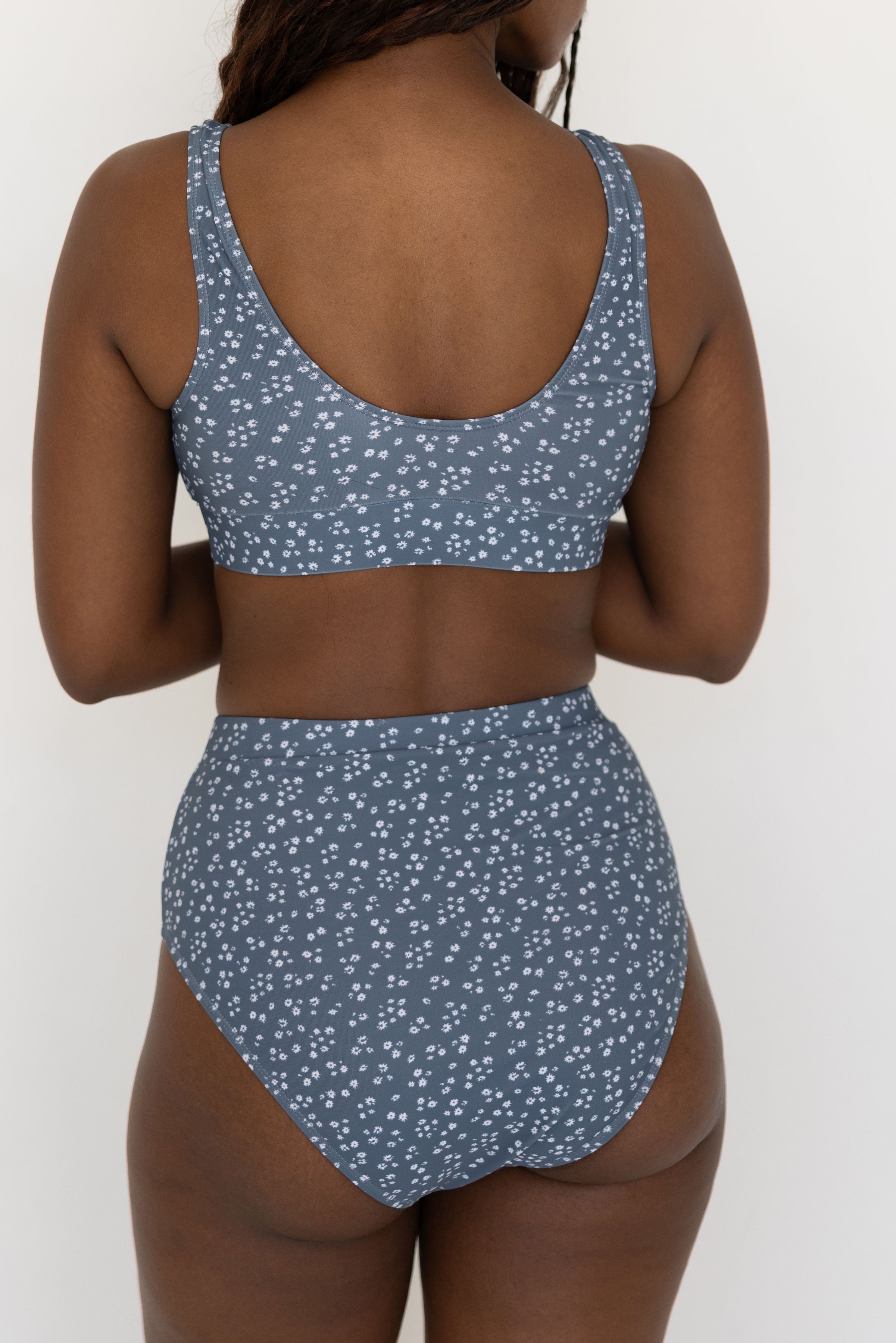 Pacific Bikini Top | Blue Athletic Scoop Neck Bikini Top