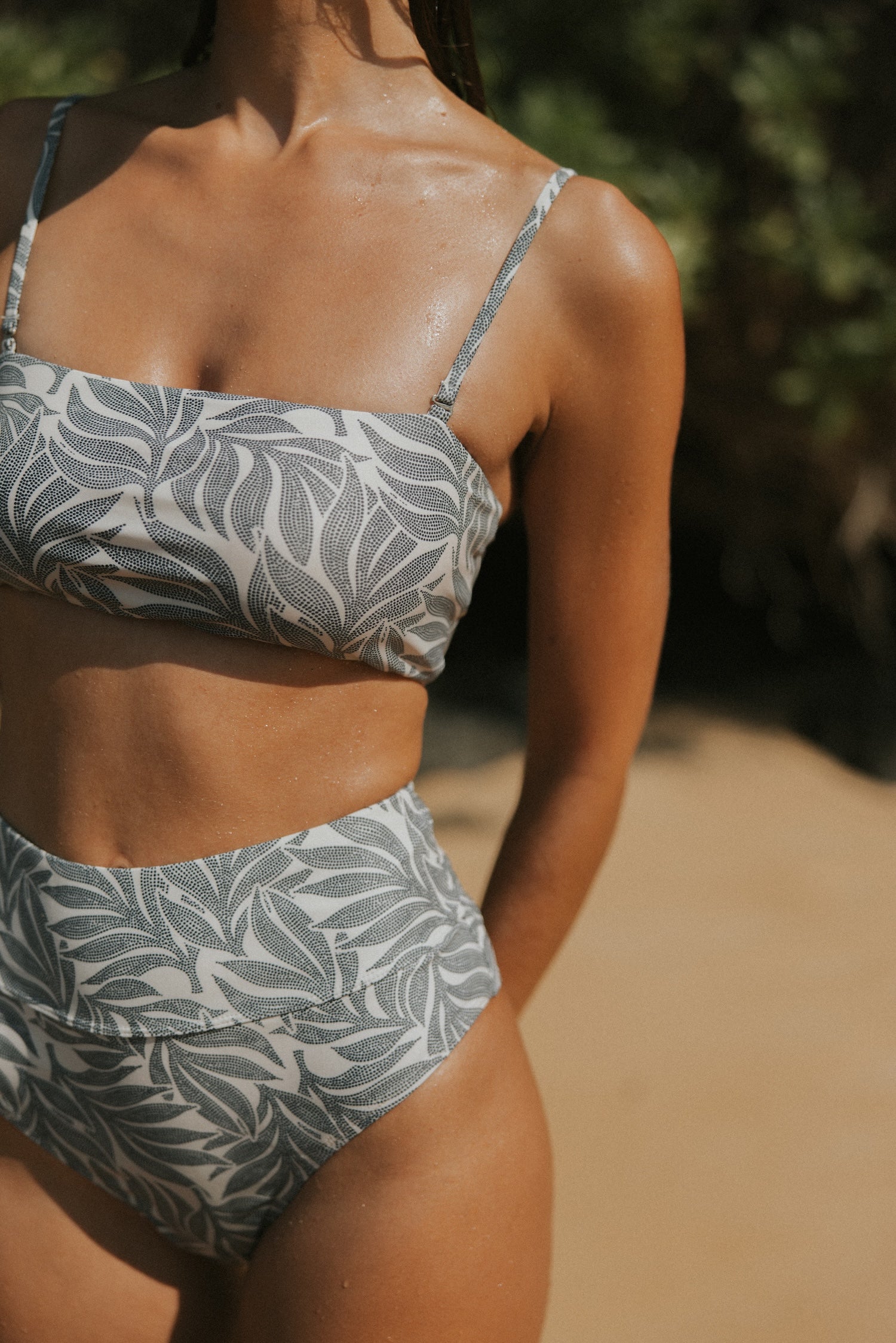 Full Coverage Leaf Detail High Waisted Swim Bottoms