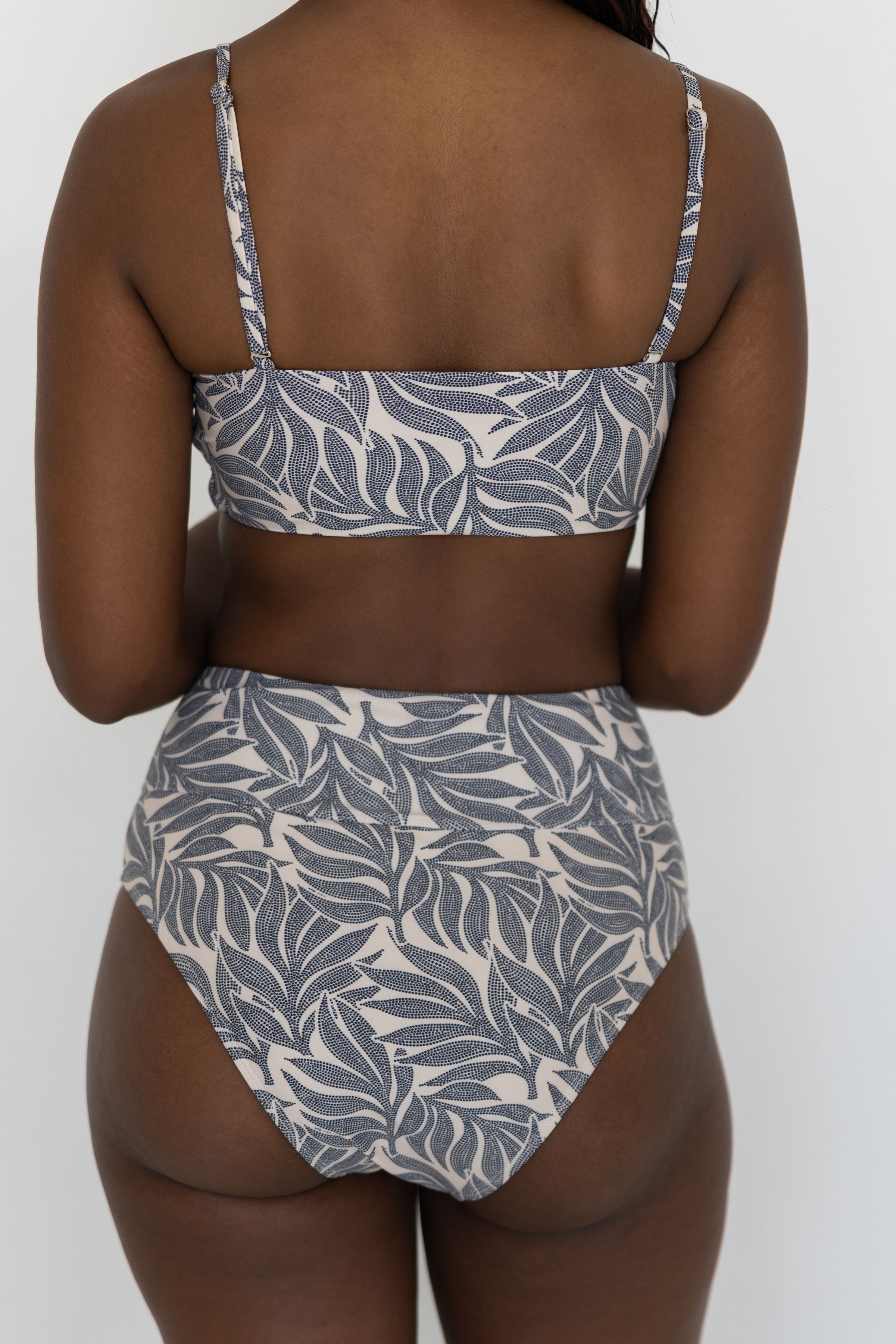 Palma Bikini Top | Leaf Print Straight Neck Bikini Top