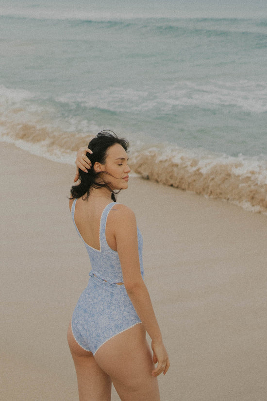 Splendid Women’s Horizon Line One Piece Swimsuit Blue