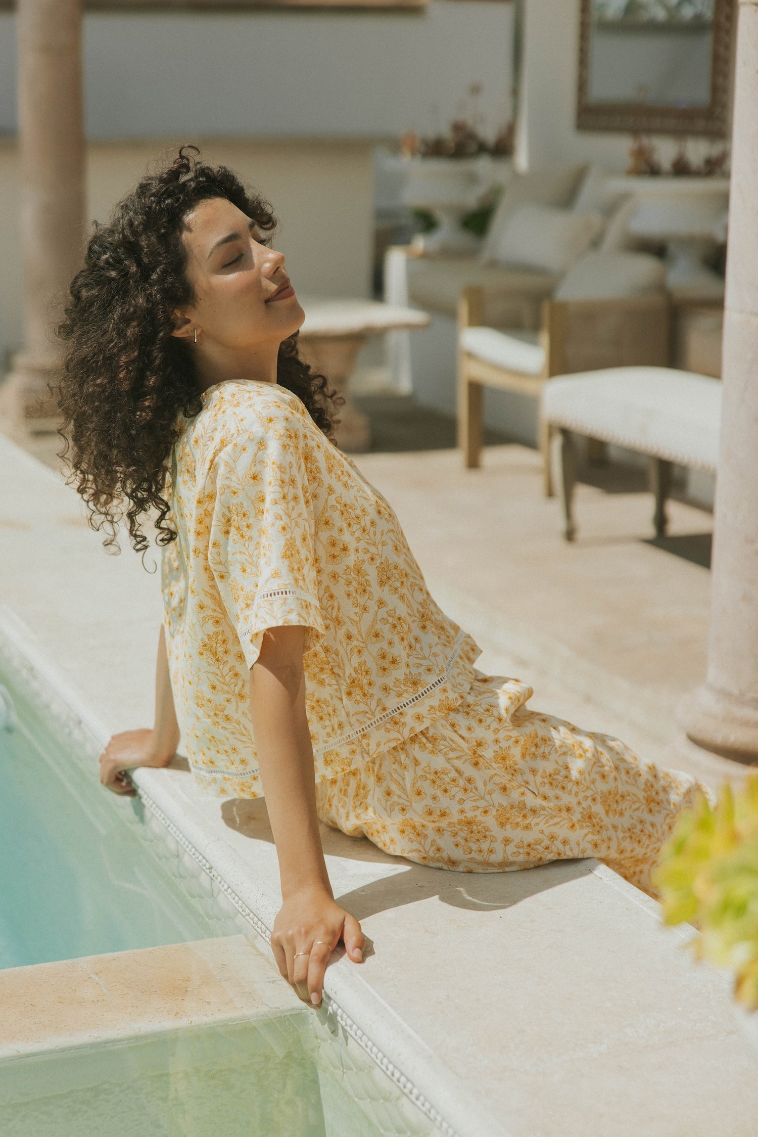 Floral blouse in linen two piece set for women. 